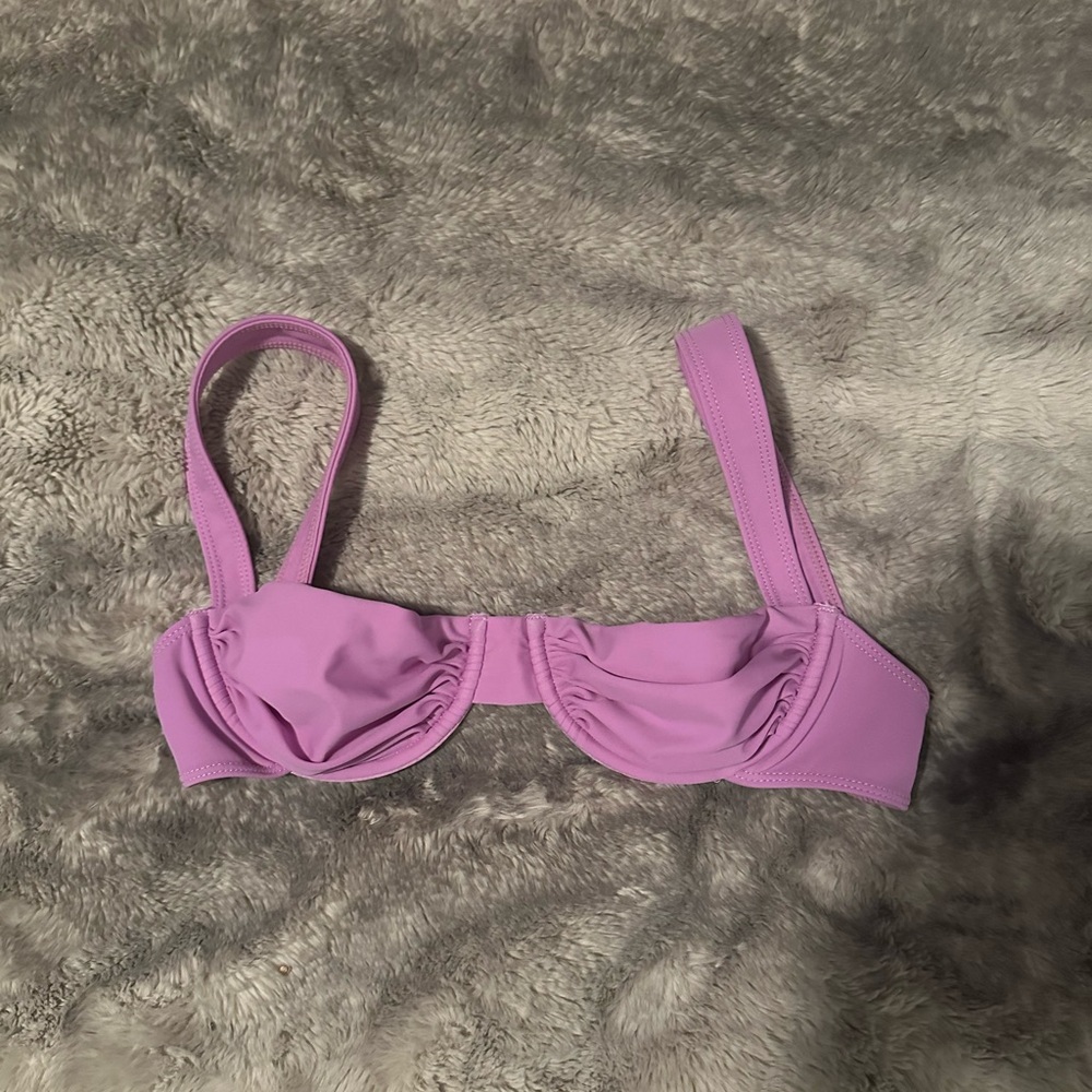 Wired bikini top